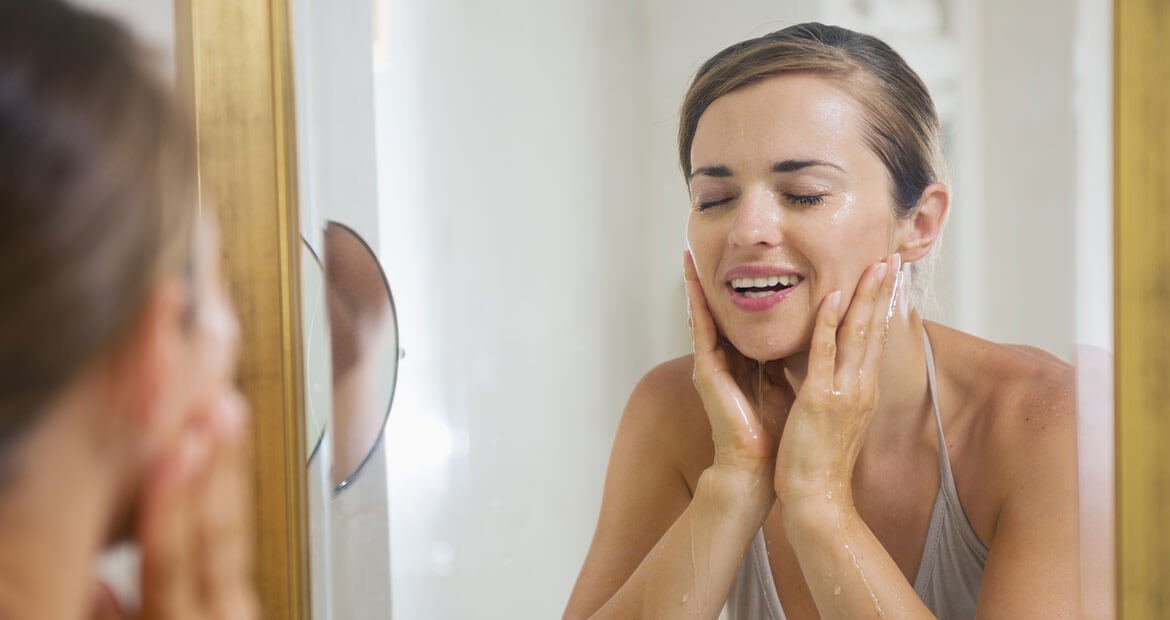Imagem Saiba como limpar a pele oleosa | L'Oréal Paris